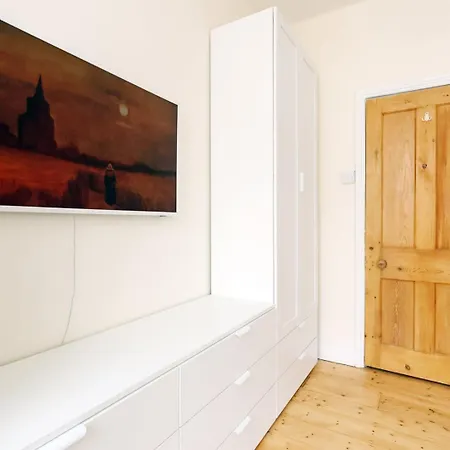 3br Southville Home, Families And Pets Welcome דירה