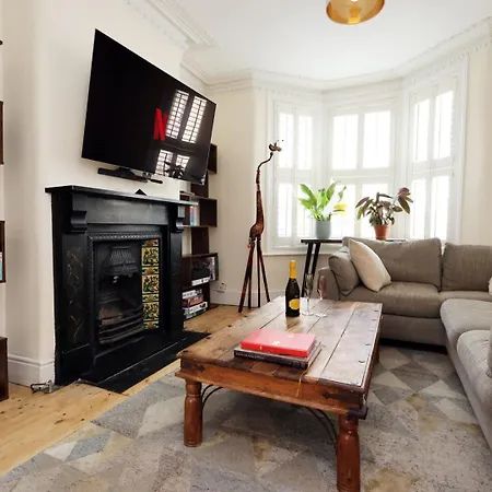 3br Southville Home, Families And Pets Welcome