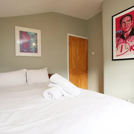 3br Southville Home, Families And Pets Welcome Apartman