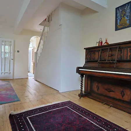 דירה 3br Southville Home, Families And Pets Welcome
