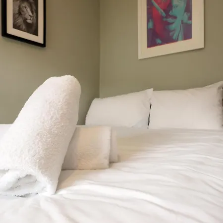 3br Southville Home, Families And Pets Welcome בריסטול