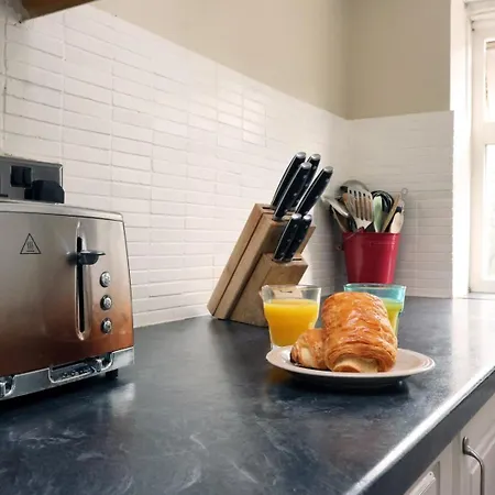 3br Southville Home, Families And Pets Welcome דירה *